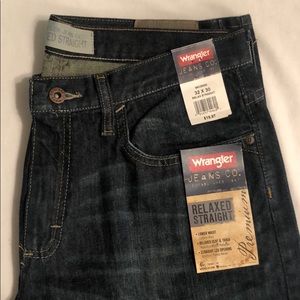 BRAND NEW Wrangler’s Relaxed Straight Jeans